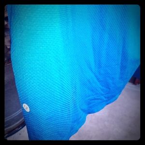 Lululemon mens Medium metal tech long sleeve